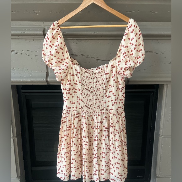 Reformation Davonne Mini Dress in Cherry Pudding Sweetheart Neckline Coquette - Picture 7 of 11